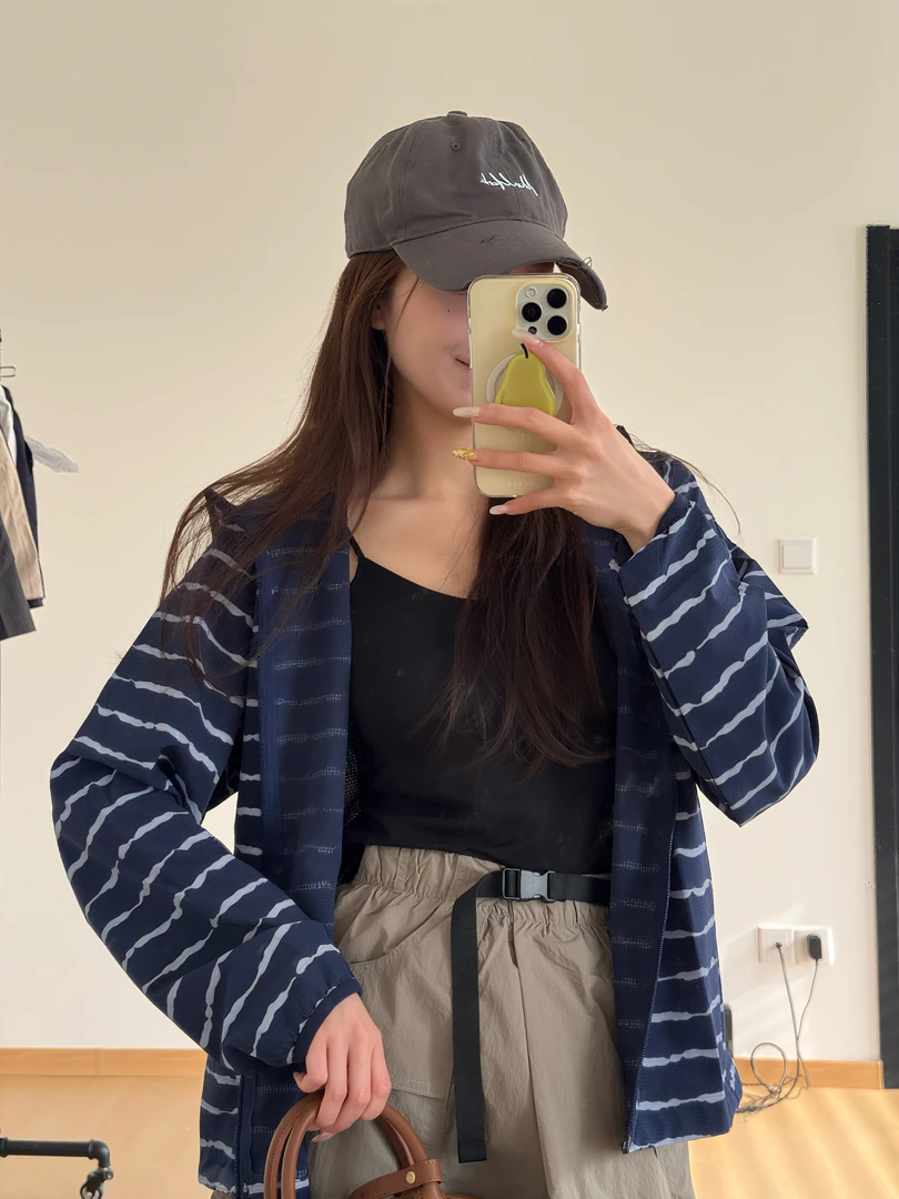 素素-超薄凉感防晒外搭！双色连帽长袖百搭夏款防晒外套