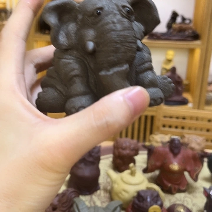 紫砂茶宠紫砂青灰段大象茶宠摆件