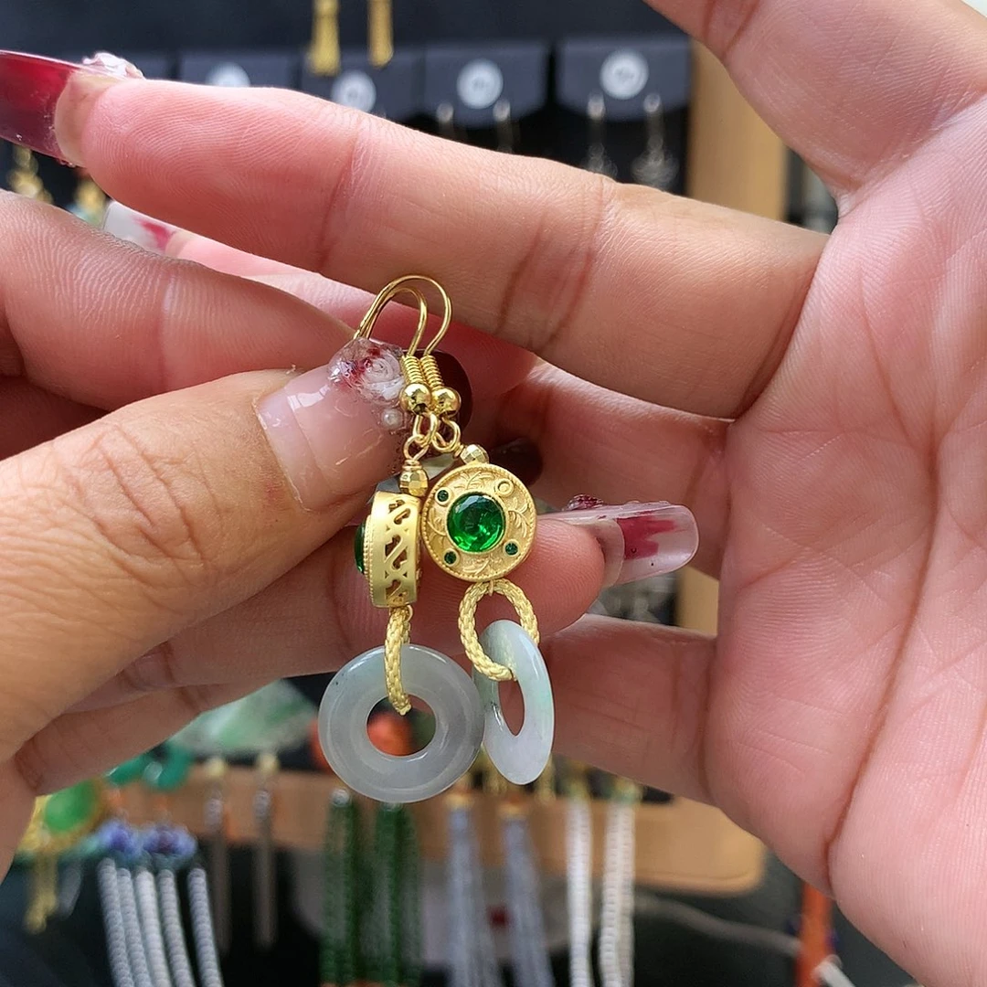【闪购商品】翡翠耳饰未镶嵌耳坠