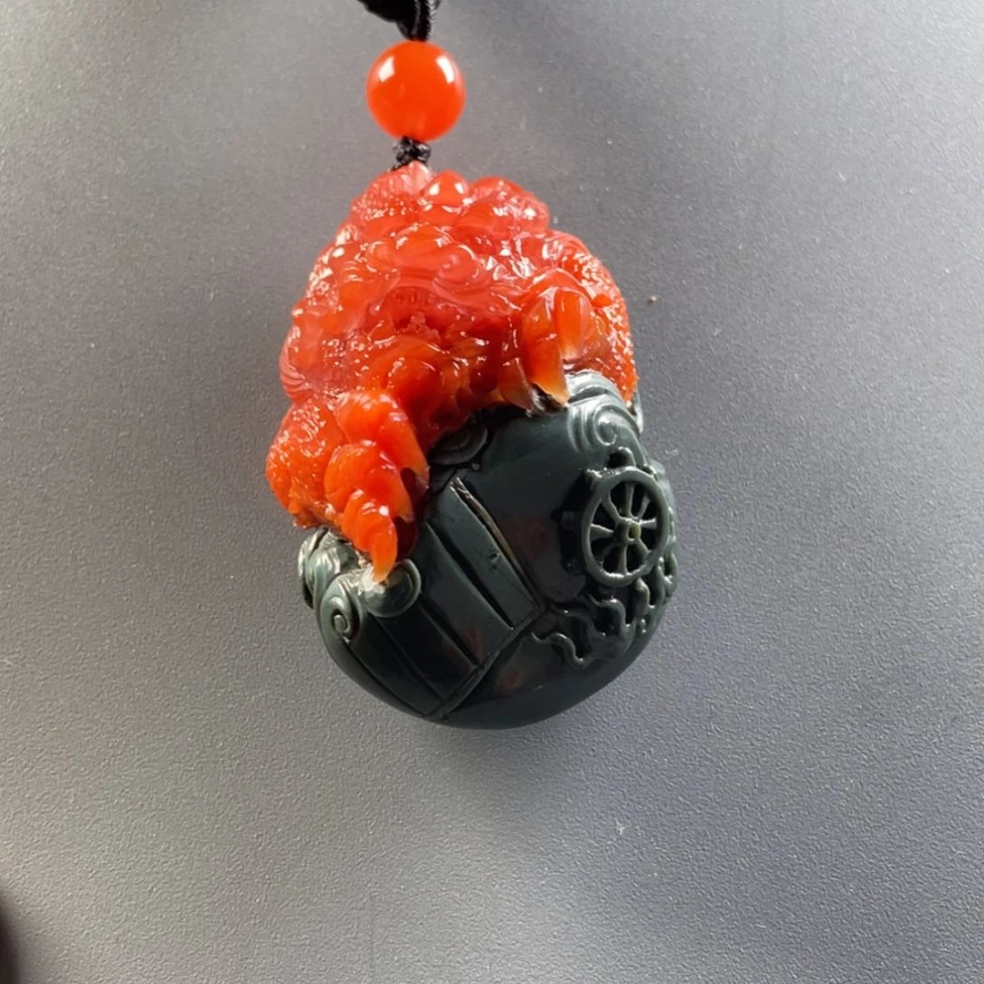 南红玛瑙天然原矿龙把吊坠未镶嵌