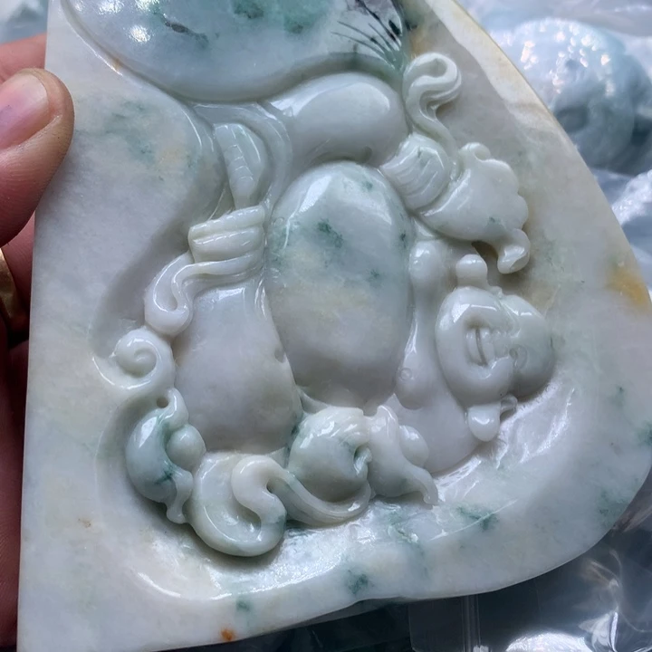 翡翠未镶嵌颈饰保真天然a货翡翠