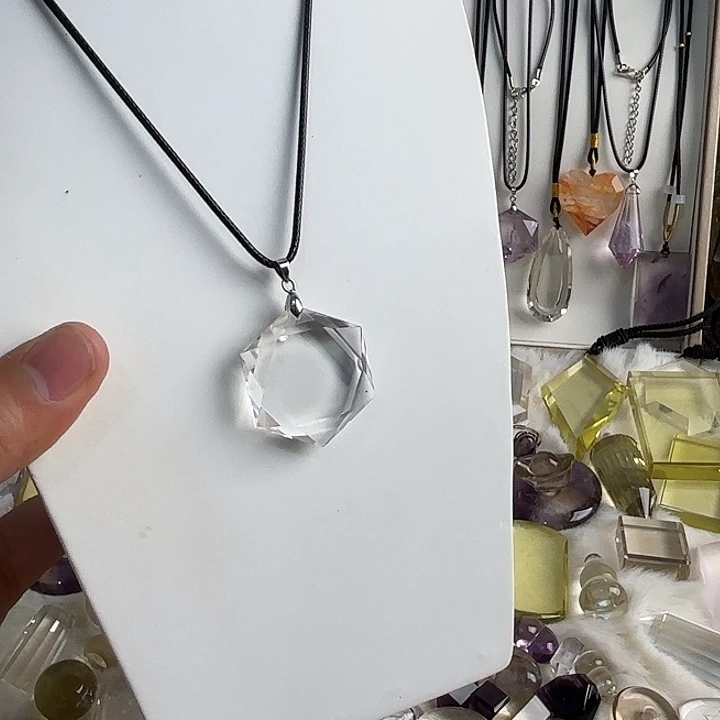 颈饰未镶嵌水晶大卫星