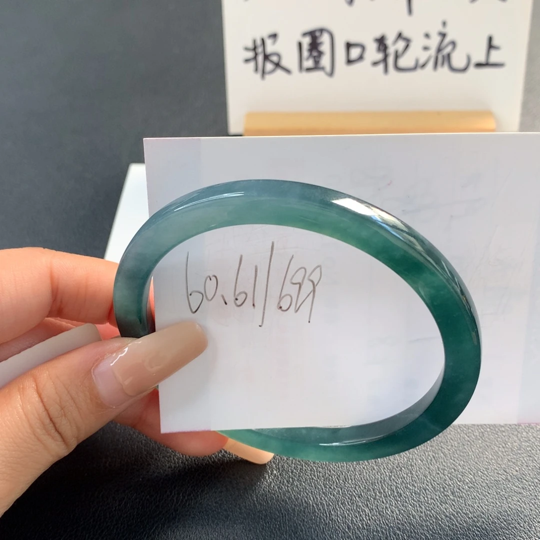 翡翠未镶嵌手镯天然翡翠