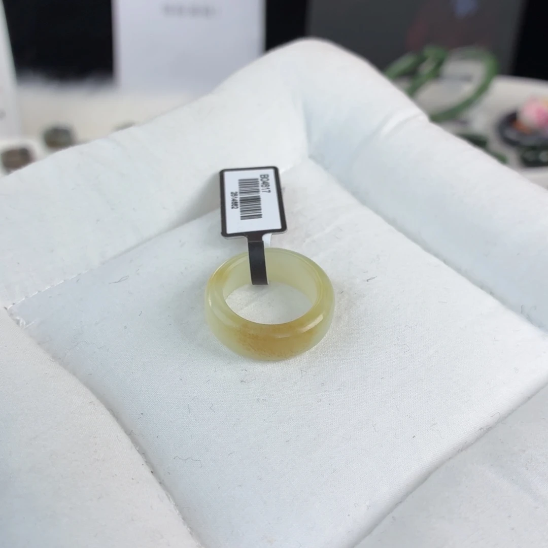 和田玉未镶嵌戒指Q34一口糖圆切16.8不退换