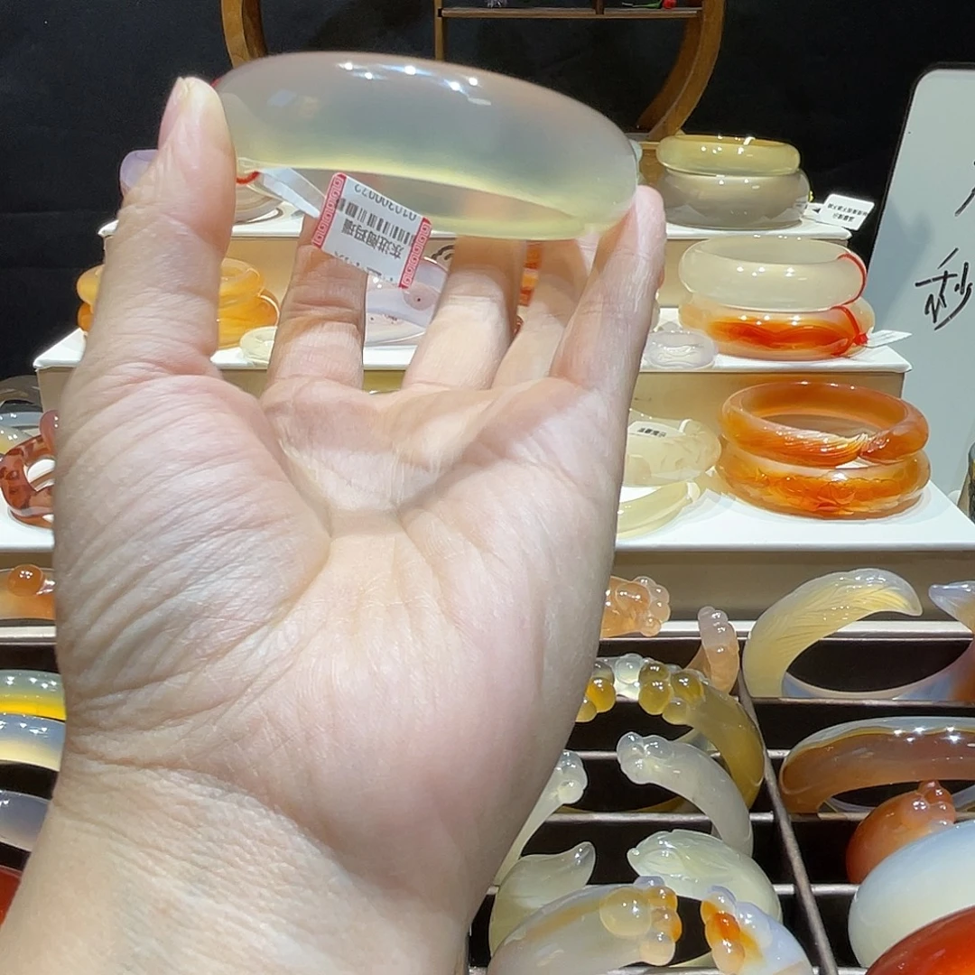 多***～玛瑙/玉髓未镶嵌手镯