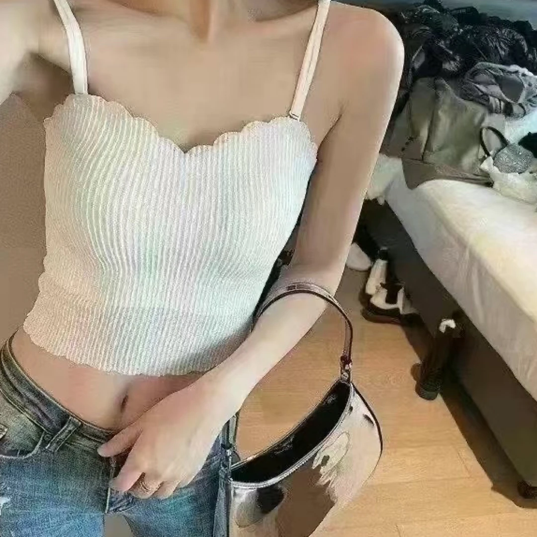 美背可调节细肩带带胸垫吊带背心女四季内搭外穿时尚舒适