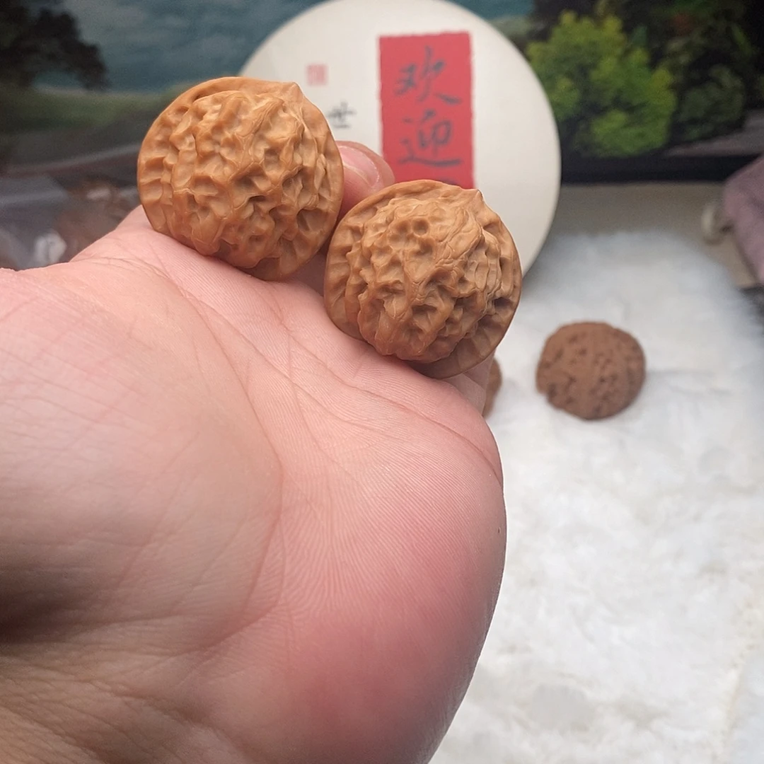 文玩核桃吊坠37.5龙鳞