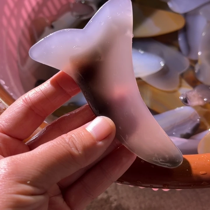 玛瑙/玉髓未镶嵌珠宝奇石