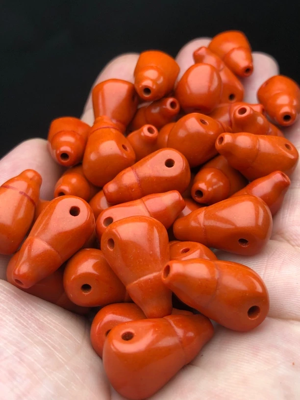 101满色满肉13*22mm三通一个