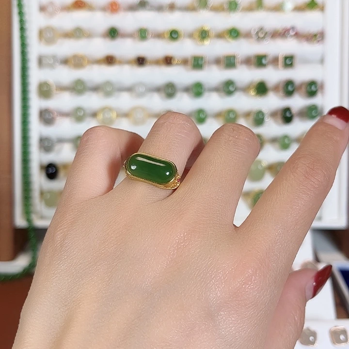 和田玉戒指银S925镀金镶嵌