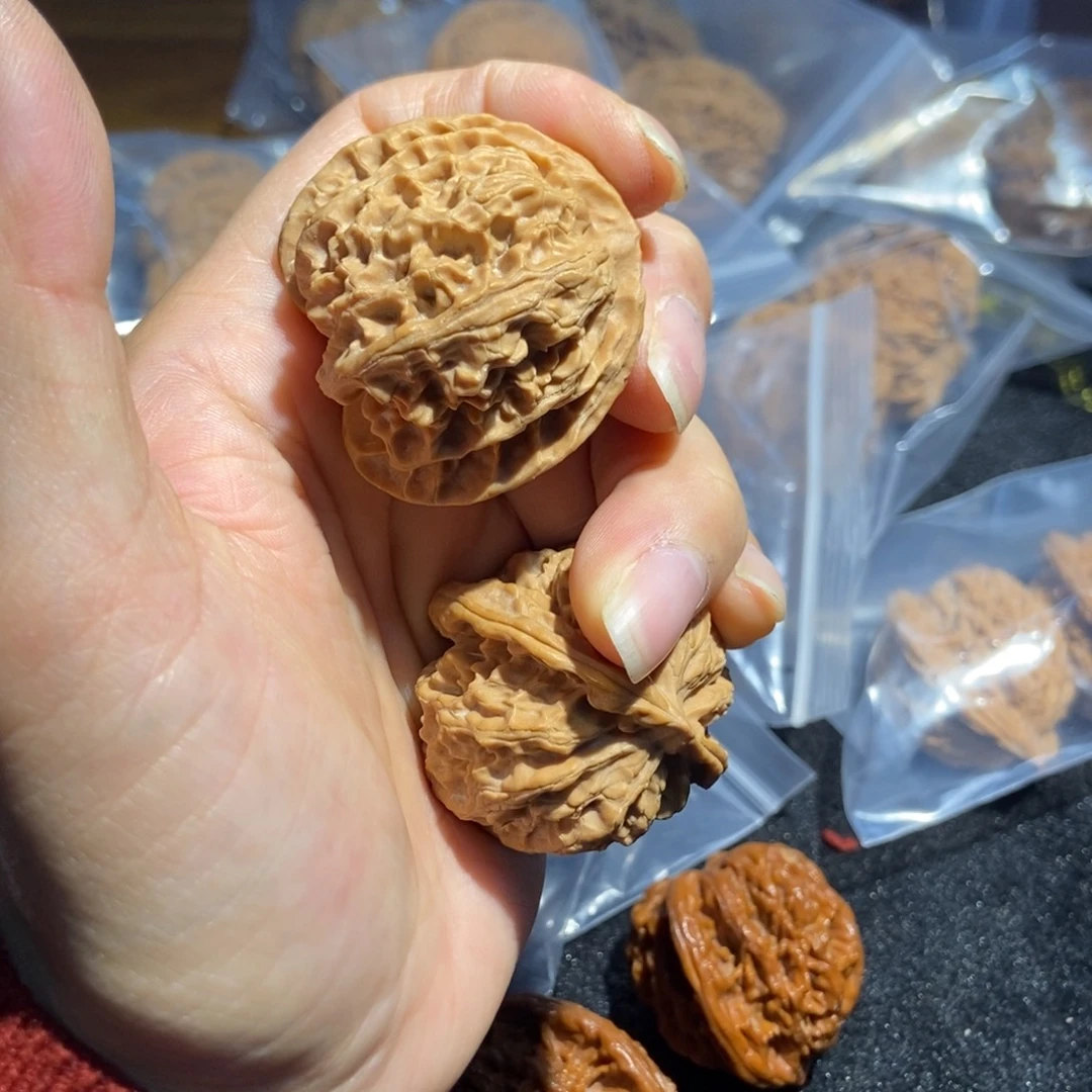 吊坠文玩核桃苹果园狮子头75