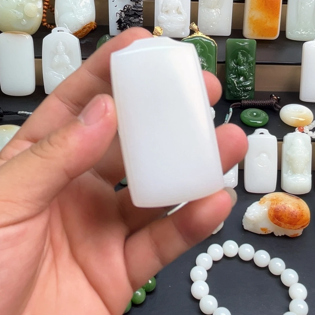 和田玉未镶嵌挂件