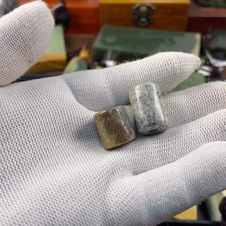 透闪石质玉未镶嵌吊坠(不含链)用****4