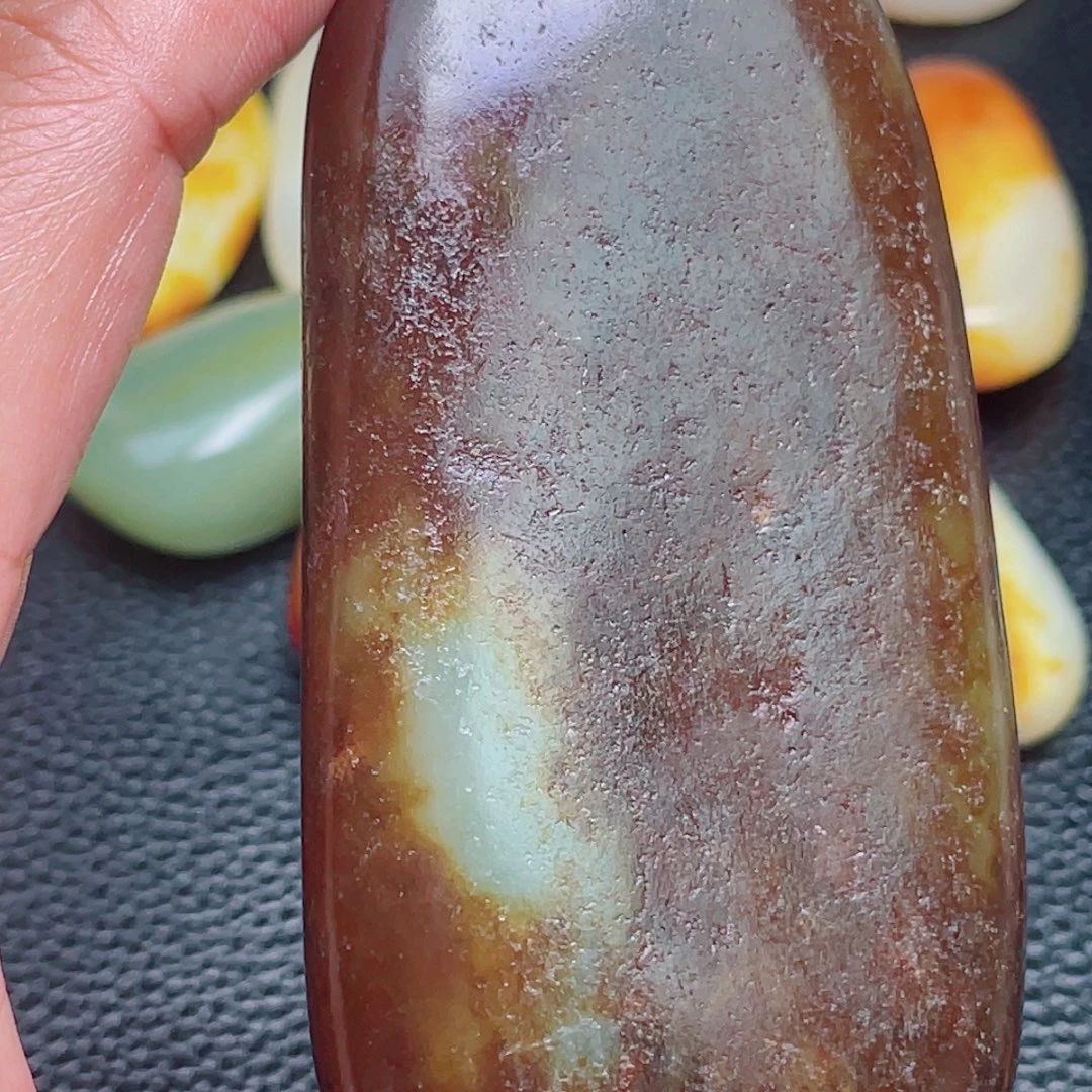 和田玉未镶嵌珠宝奇石