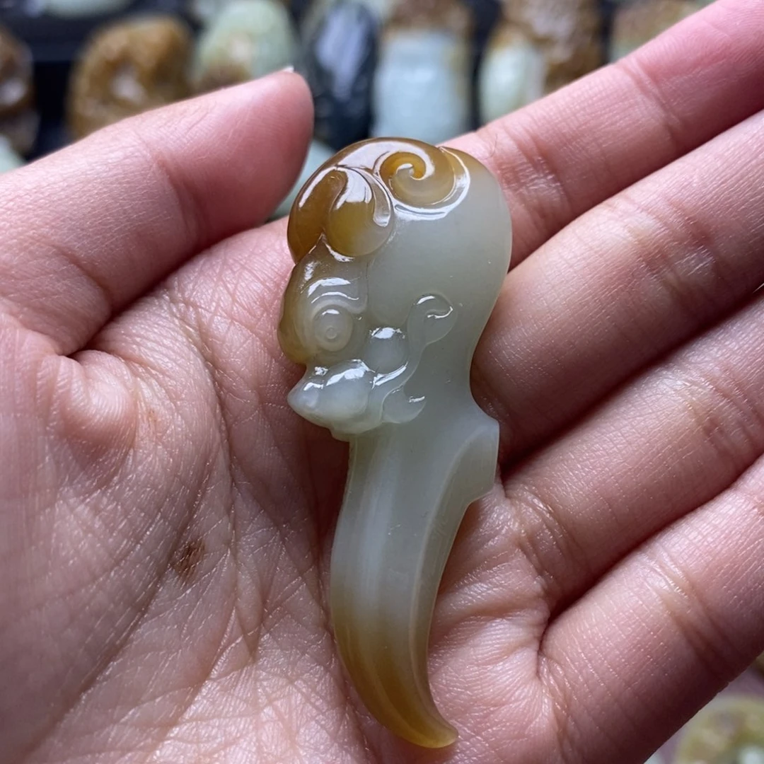 吊坠(不含链)未镶嵌和田玉（糖玉）