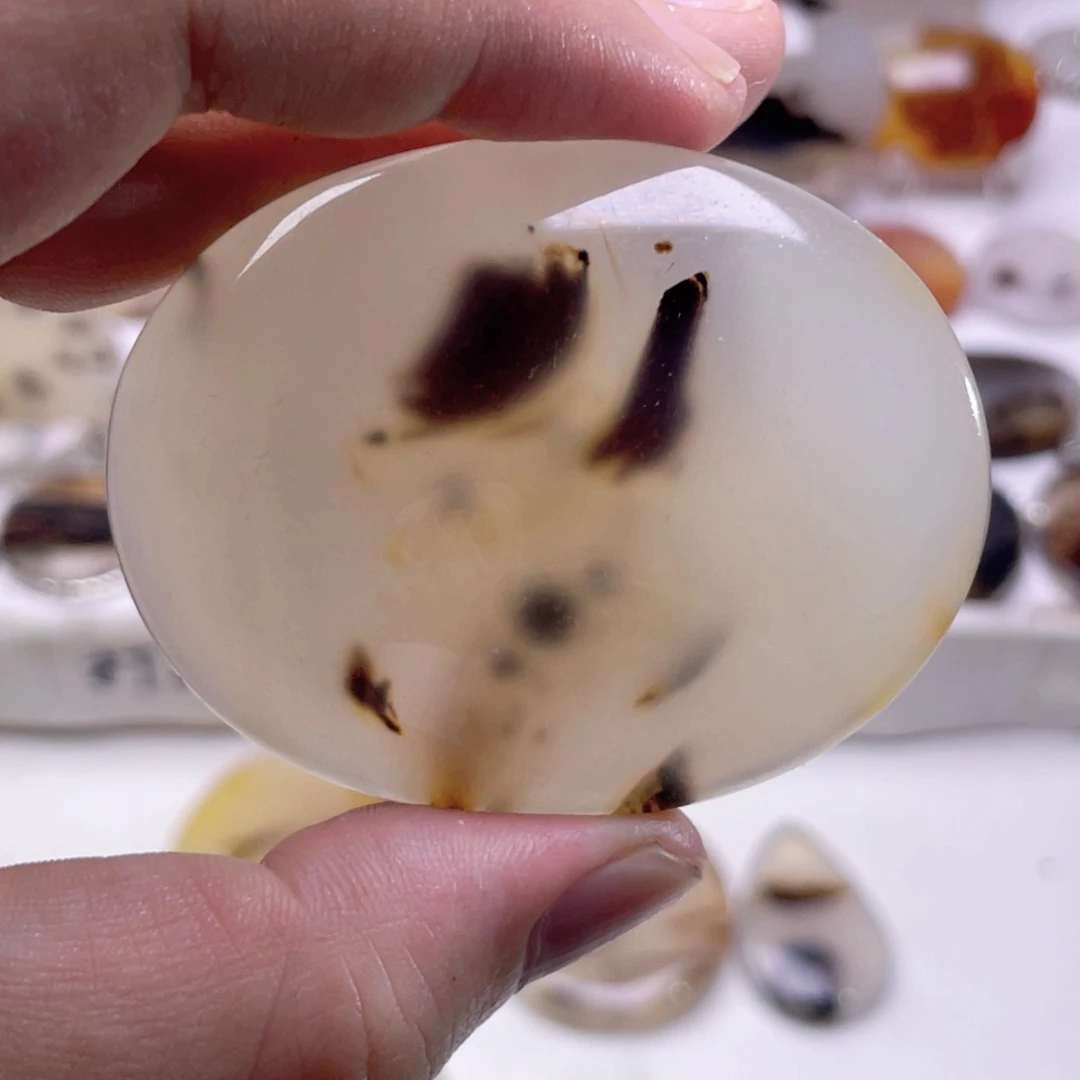 未镶嵌颈饰玛瑙/玉髓