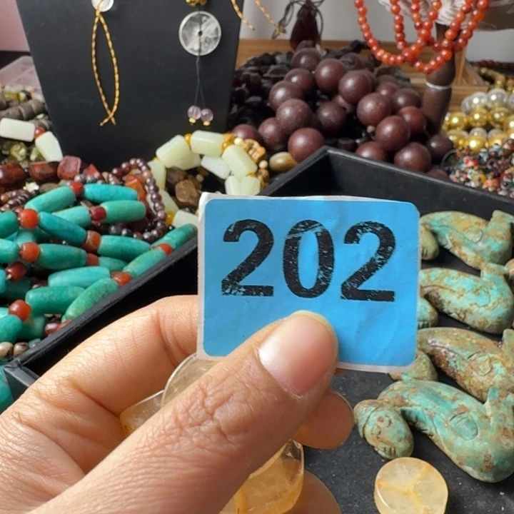 飞***朵玛瑙/玉髓未镶嵌颈饰