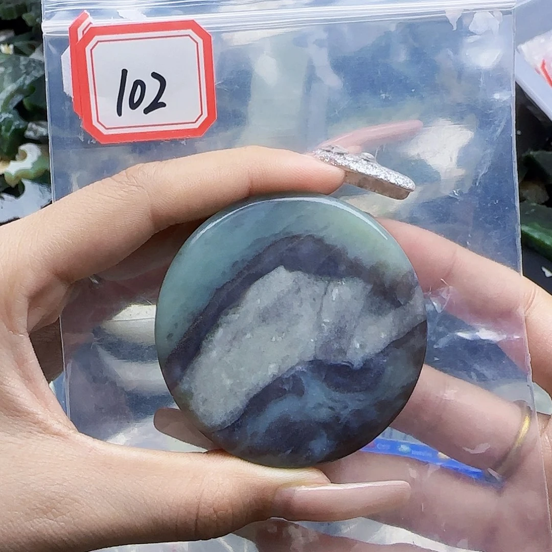 和田玉未镶嵌珠宝半成品