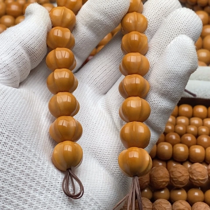 张***辉猴头核桃手串三花