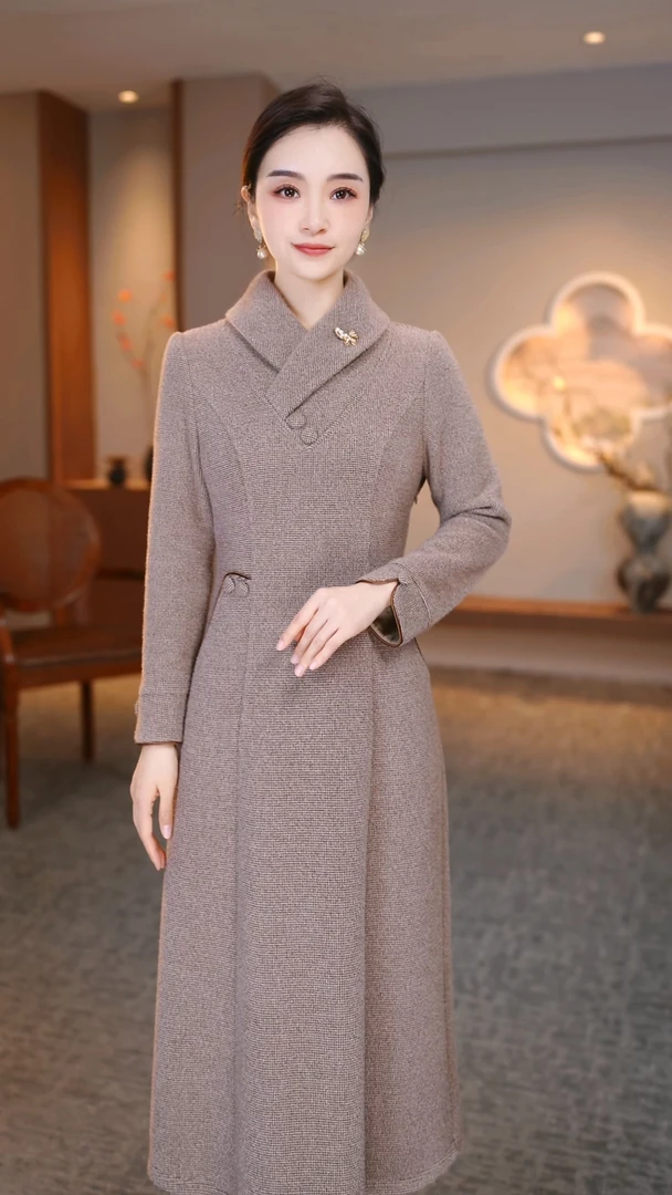 高贵气质中年妈妈加厚裙子2025秋冬新款遮肚子显瘦连衣裙Z-1010