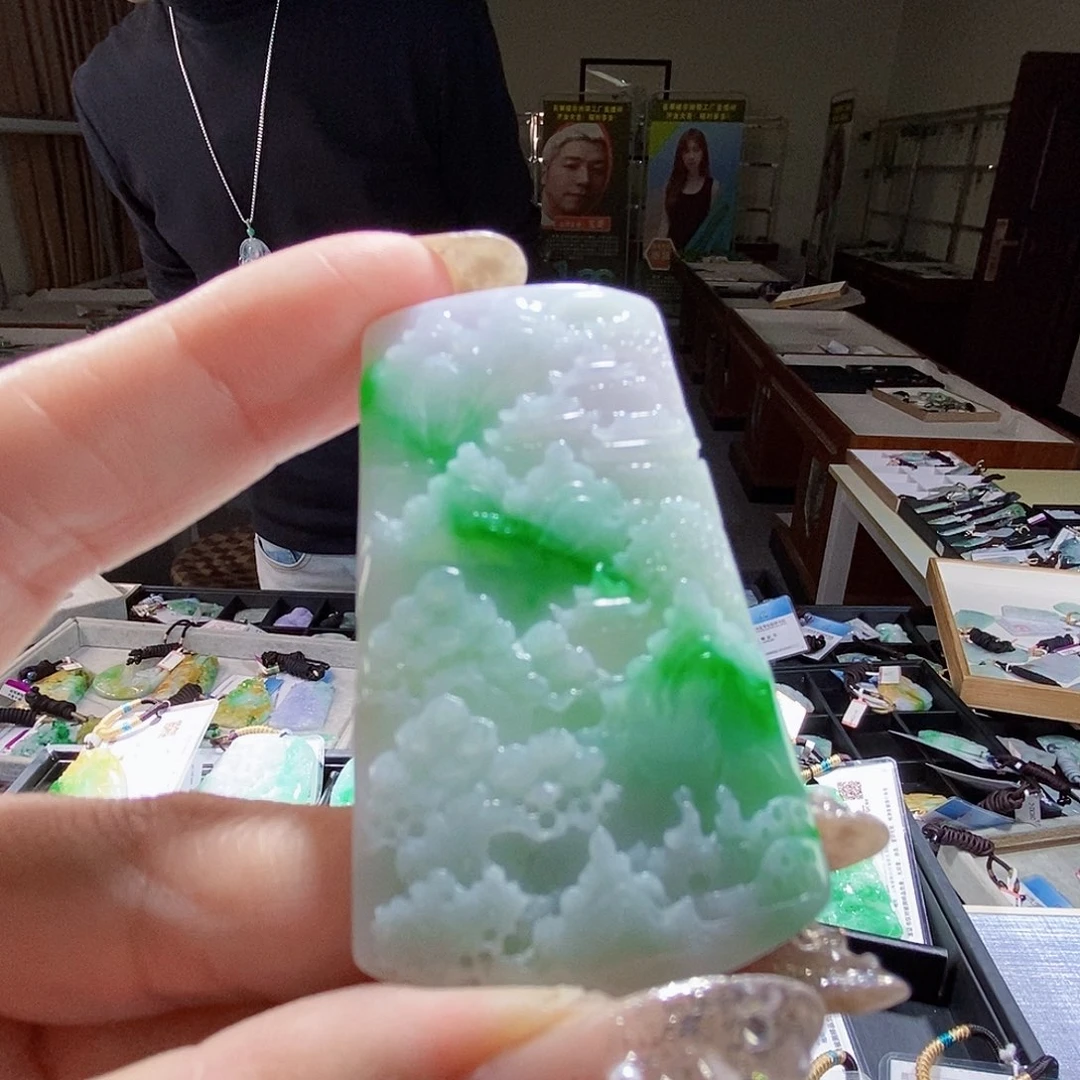 颈饰未镶嵌翡翠翡翠