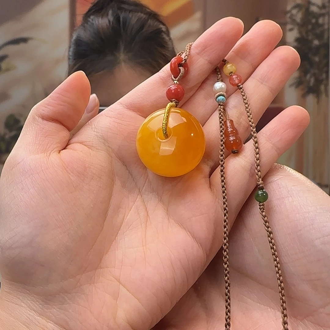 蜜蜡未镶嵌吊坠(赠链)