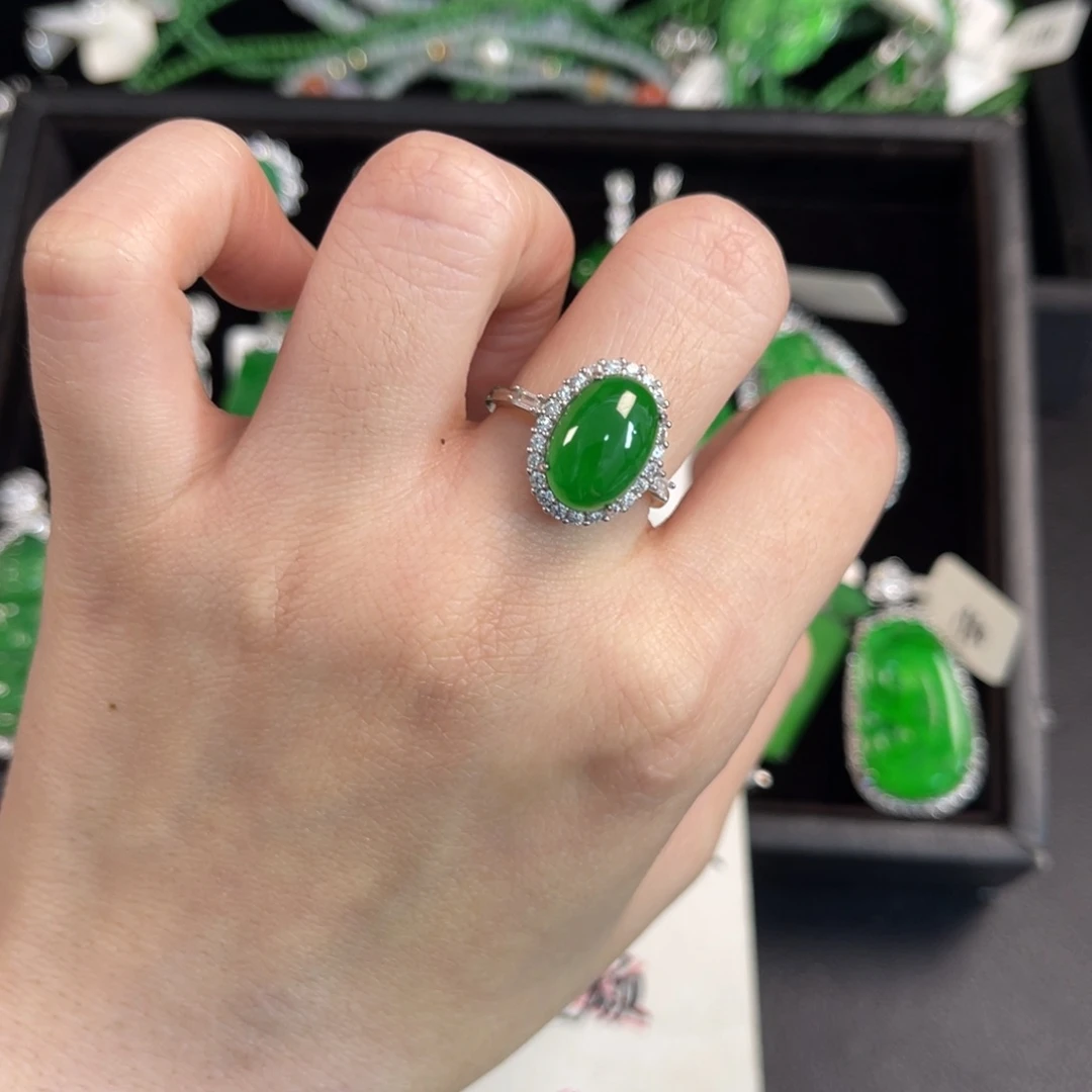 翡翠银S925镶嵌戒指蛋面戒指