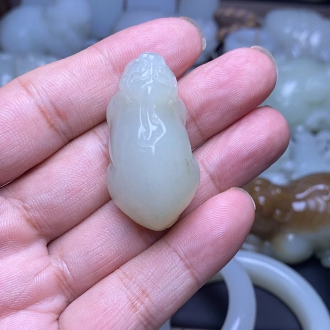 【闪购商品】颈饰未镶嵌和田玉