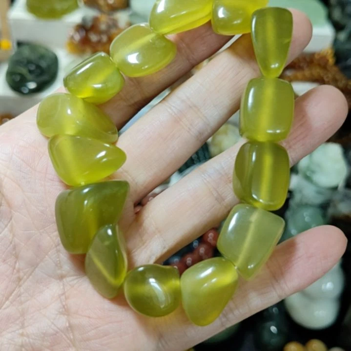 岫玉未镶嵌微瑕手串