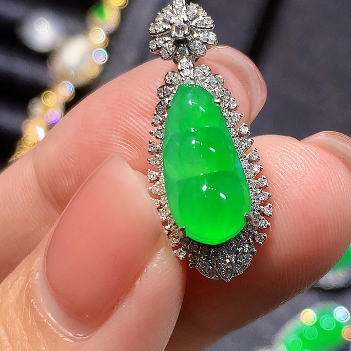 翡翠18K金镶嵌吊坠(不含链)