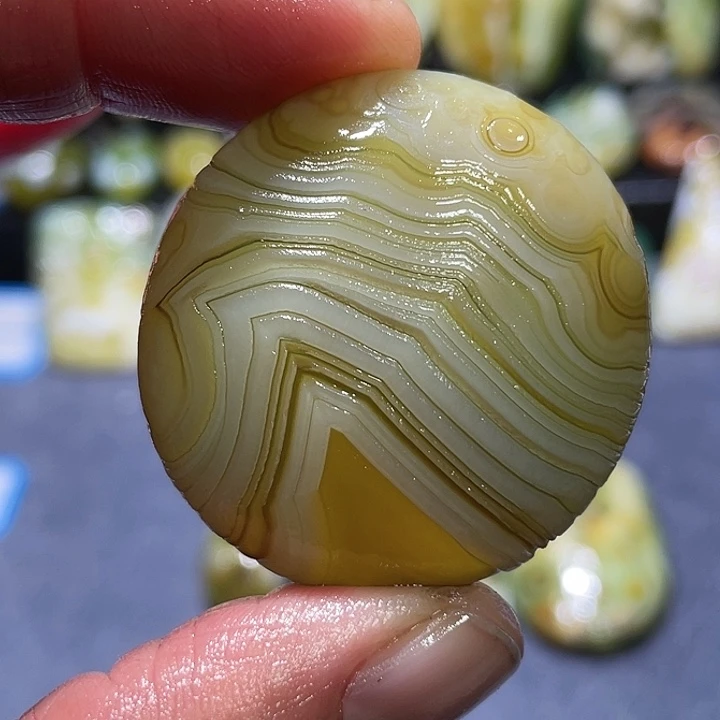 玛瑙/玉髓未镶嵌珠宝奇石