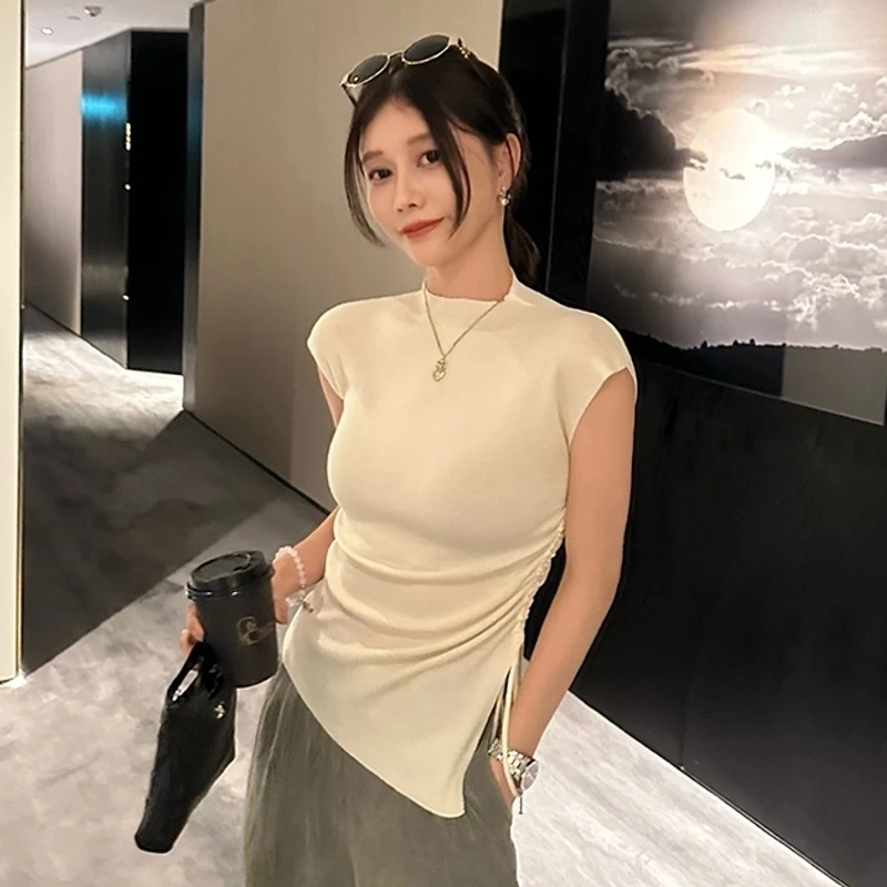夏季时髦洋气高级感冰丝针织衫不规则短袖T恤女气质薄款白色上衣