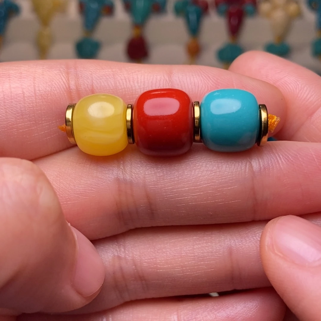 一***颜非金属卡12的红路灯一套加隔片