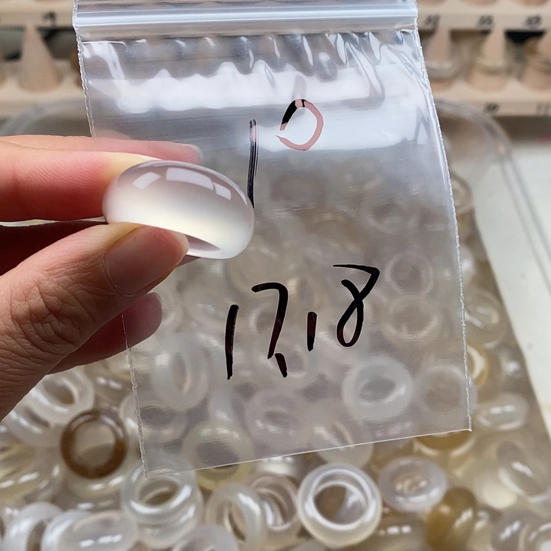 未镶嵌戒指玛瑙/玉髓?****?
