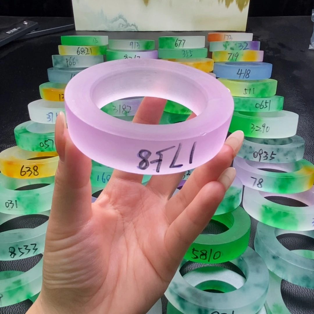 ****ღ玉独龙翠百搭手镯