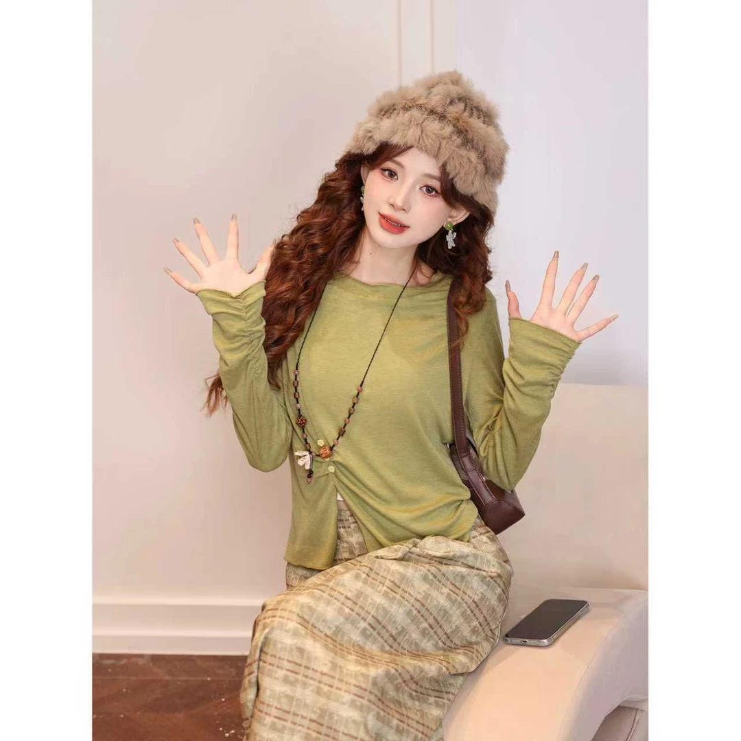 温舒敏【绿野雏菊】港风复古长袖针织上衣MJ1689249