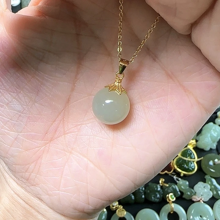 和田玉银S925镶嵌吊坠(赠链)