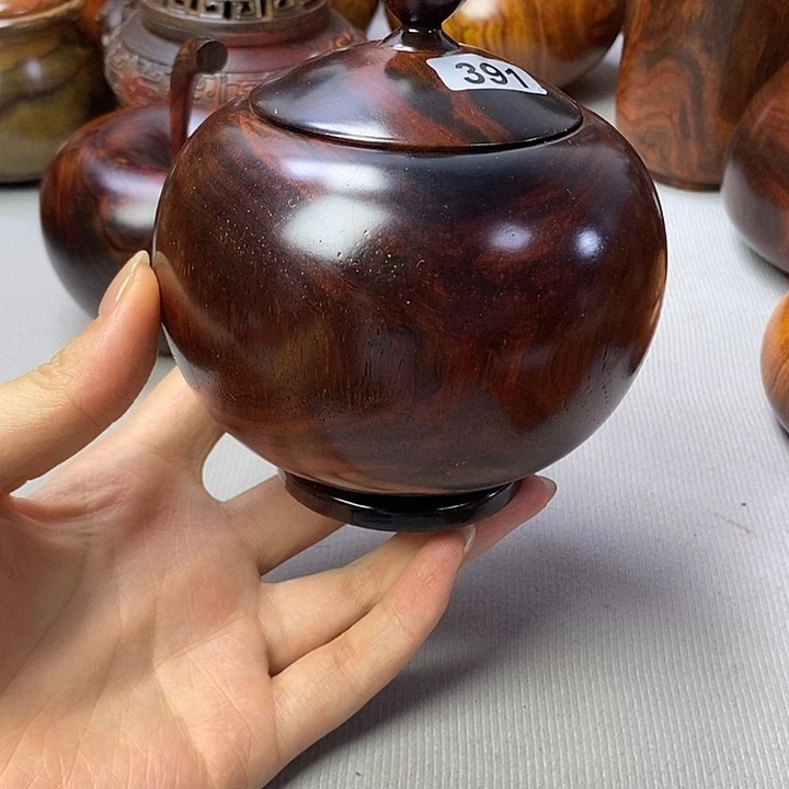 一***凯老挝大红酸枝茶叶罐一个