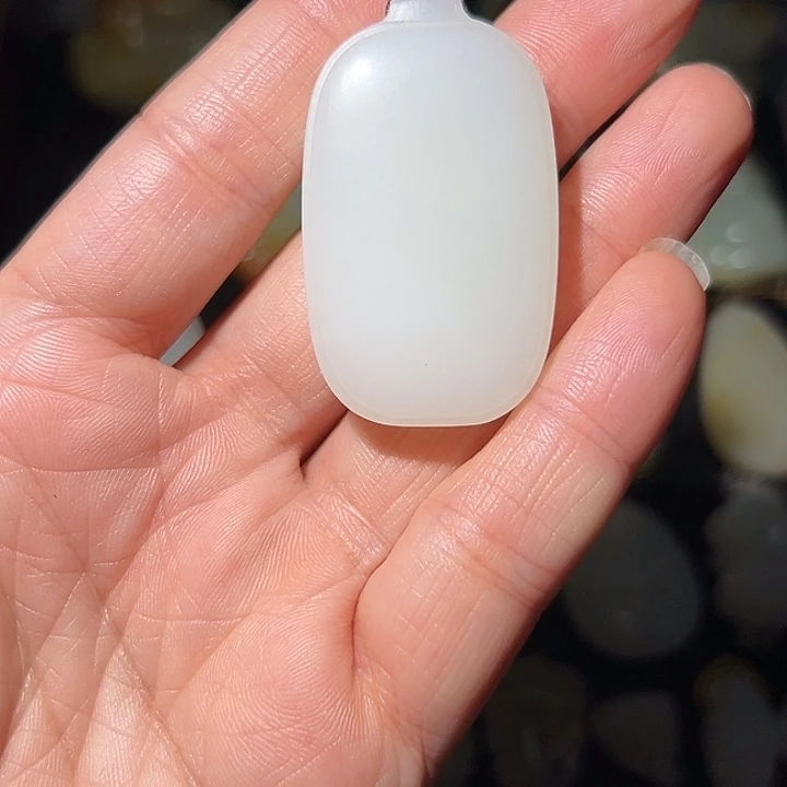 和田玉（糖玉）未镶嵌颈饰