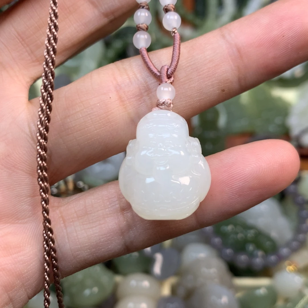 【闪购商品】颈饰未镶嵌和田玉