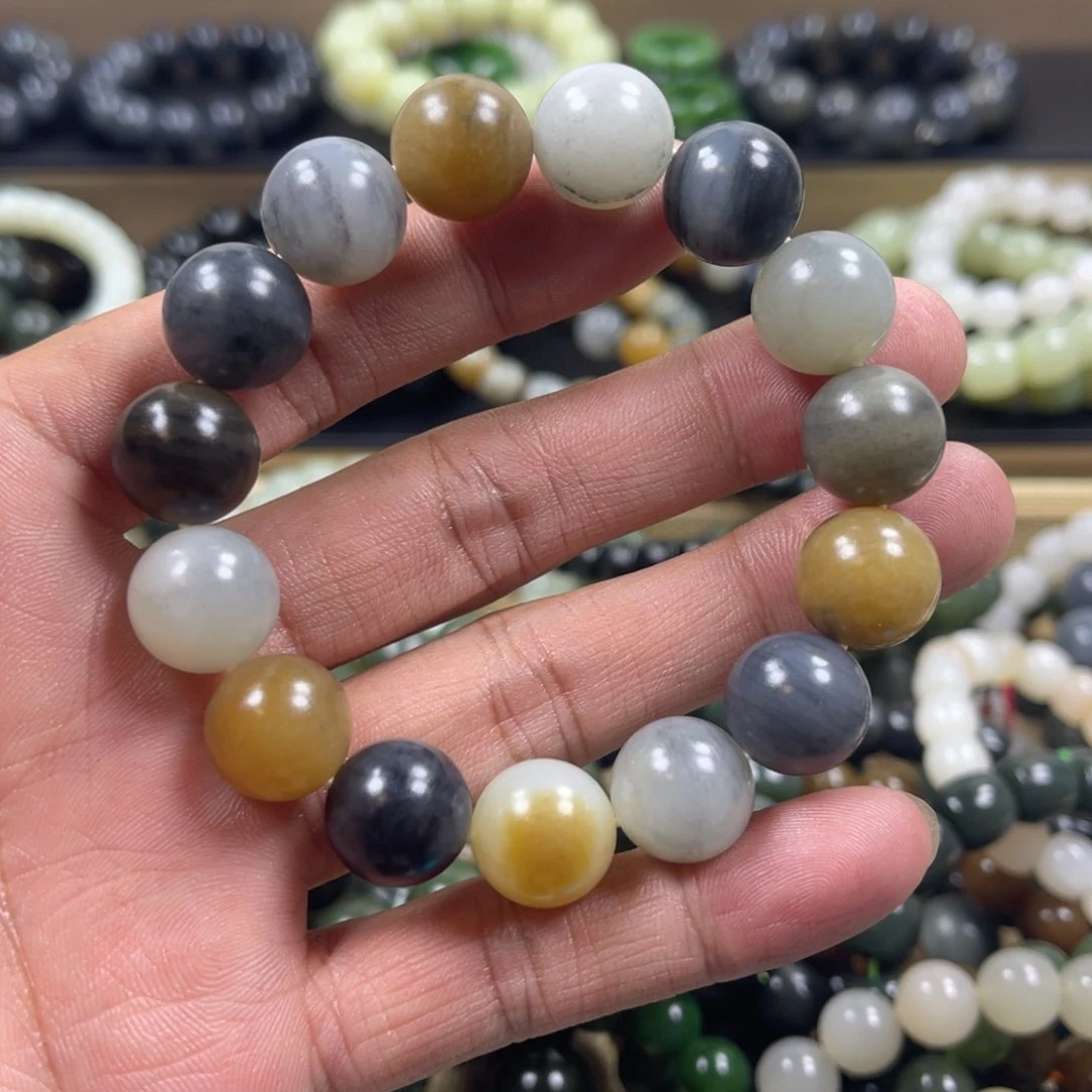 和田玉手串未镶嵌