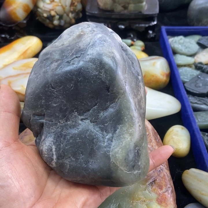 和田玉未镶嵌颈饰正*