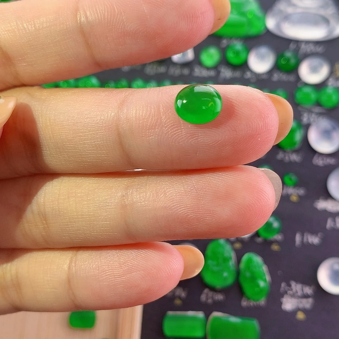 翡翠未镶嵌颈饰纯天然翡翠a货