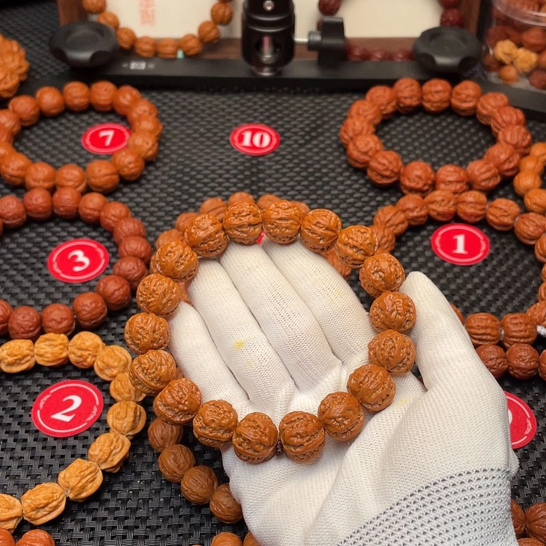 征***服手串文玩核桃粗筋龙脊