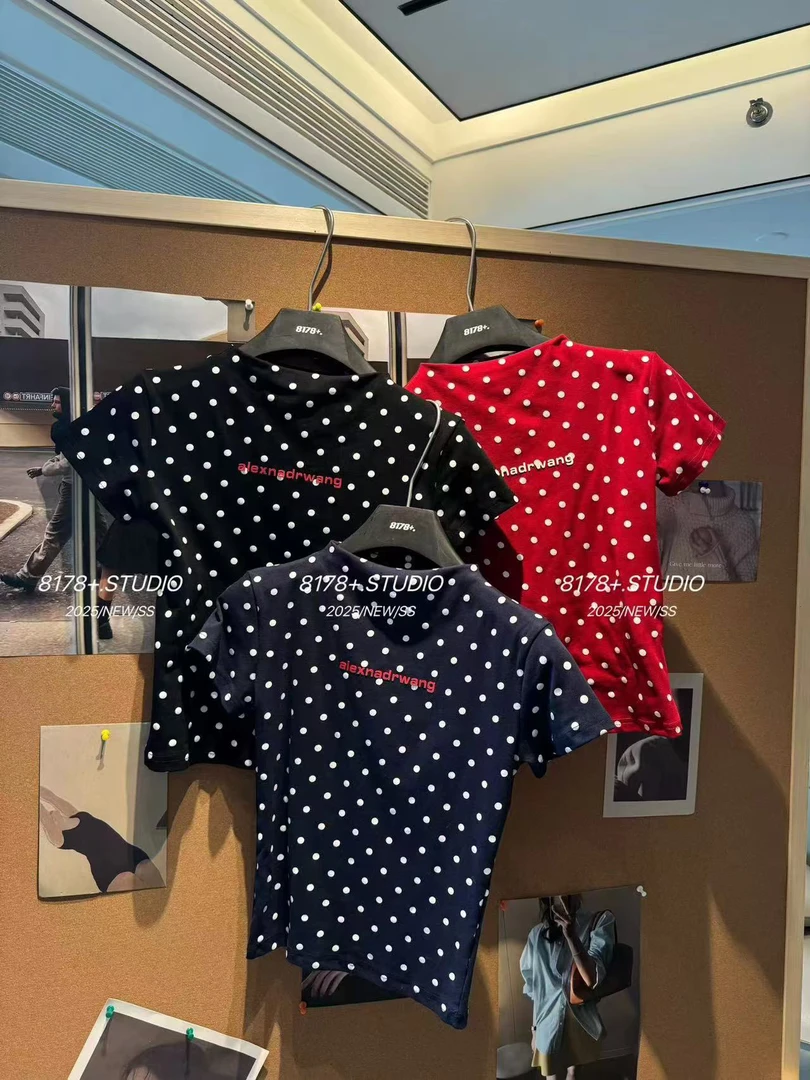 8187/半高领波点上衣