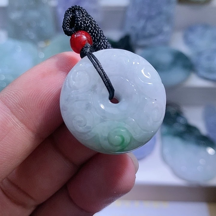 【闪购商品】翡翠未镶嵌颈饰111111111111