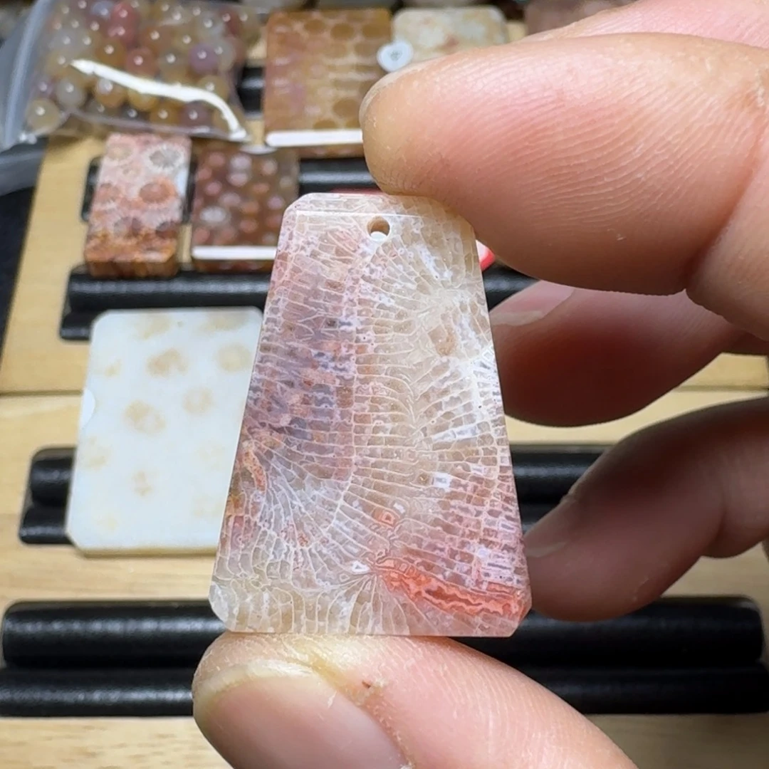 硅化玉纯天然色有机玉石未镶嵌