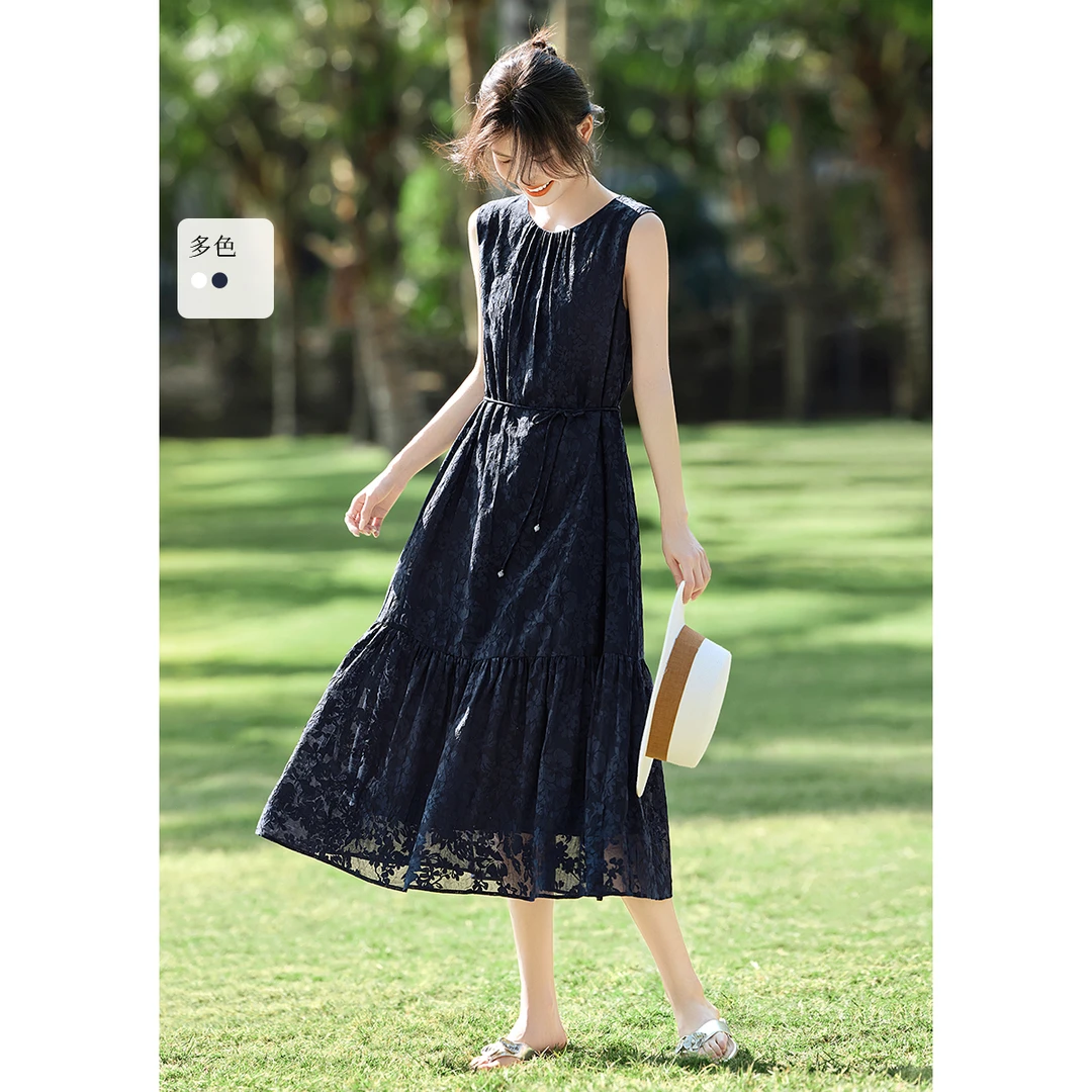 XWI/欣未法式优雅剪影连衣裙2025夏新款呼吸感舒适度假风轻奢7071