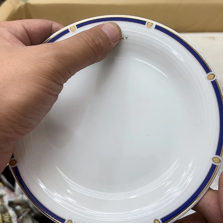 满25包邮。 不退不换.中古品默认瑕疵