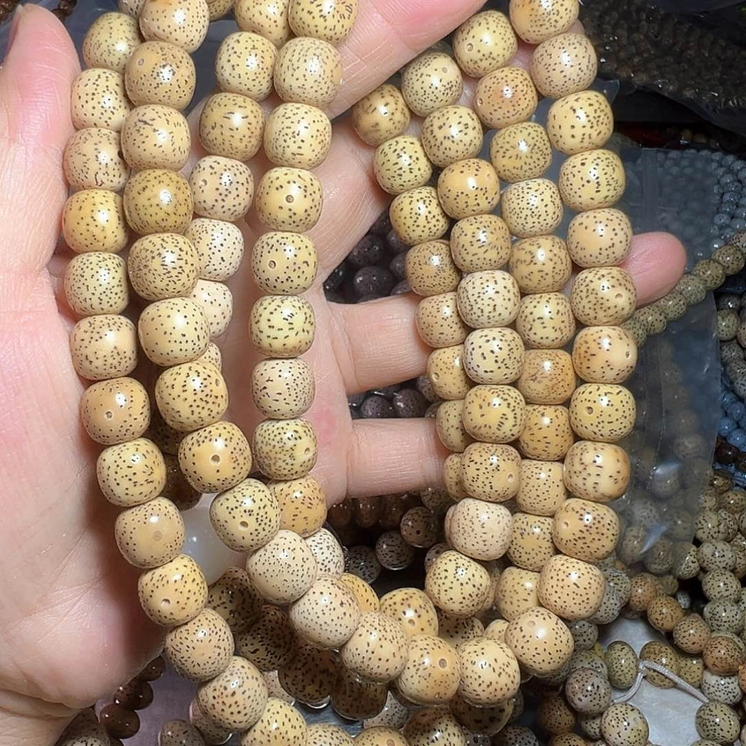 星月菩提手串富***?星月菩提原生态